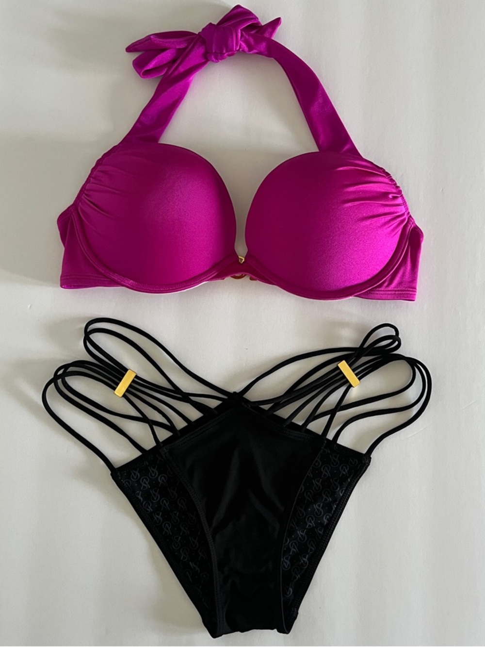 DISCONTINUED Victoria’s Secret Bikini Bombshell Halter Top 34C/Strappy Bottoms M